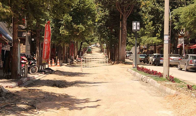 ASAT, Elmalı merkezdeki su borularını yeniliyor