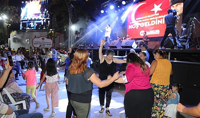 Döşemealtı Badem Şenlikleri, karnaval havasında yapıldı