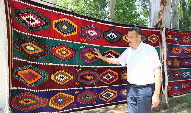Kaş'ta "Barak Kilimi" dokumacılığı başlatıldı