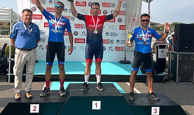 Kırmızı-beyazlı pedaldan Sakarya'da ikide iki