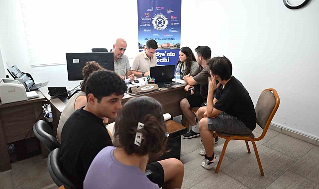 Öğrencilere ücretsiz üniversite tercih danışmanlığı