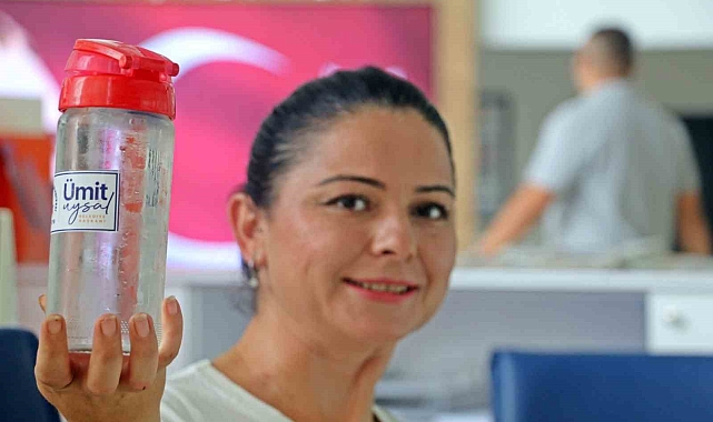 Suyu cam matarada içmeye başladılar, 6 ayda 1,5 ton plastik atığın önüne geçtiler
