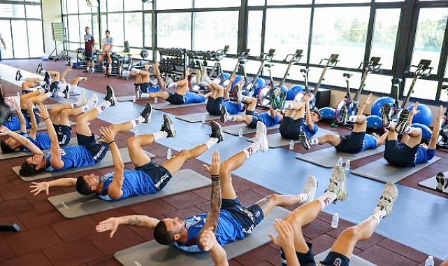Trabzonspor, Antalyaspor maçının hazırlıklarına çift idmanla başladı