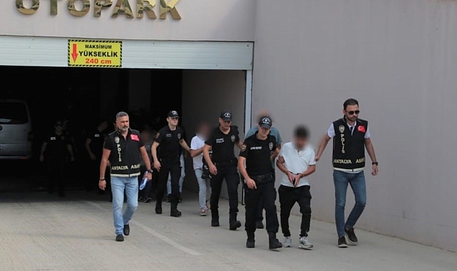 Antalya'da aranan 45 kişi yakalandı