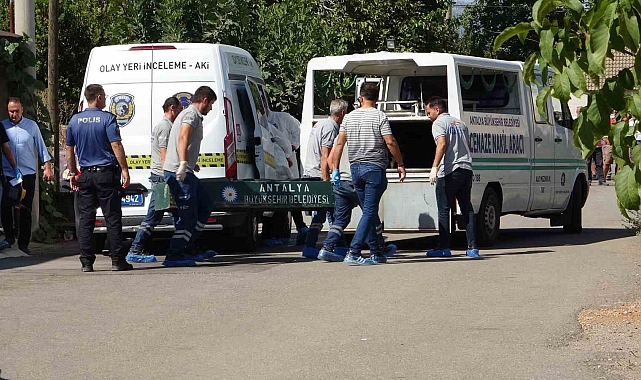 Antalya'da eşini av tüfeğiyle öldüren koca tutuklandı