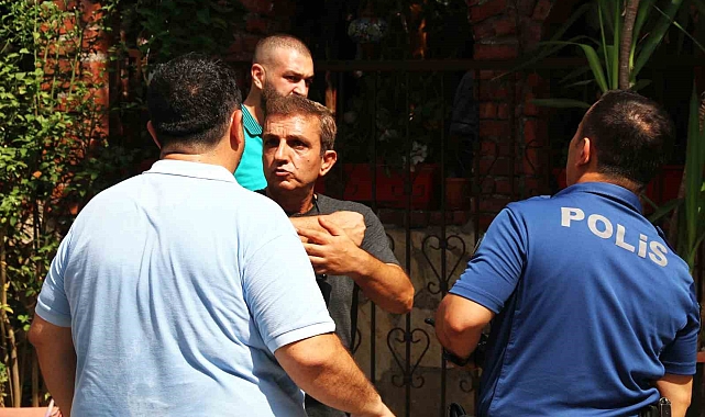 Antalya'da turistik işletmede 'papağan' gerginliği