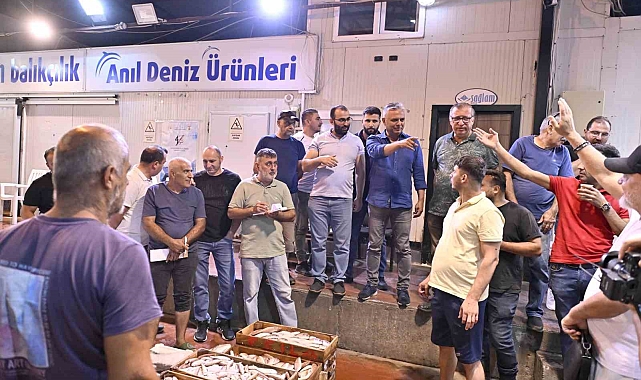 Antalya'da yasağın ardından balık mezadı başladı