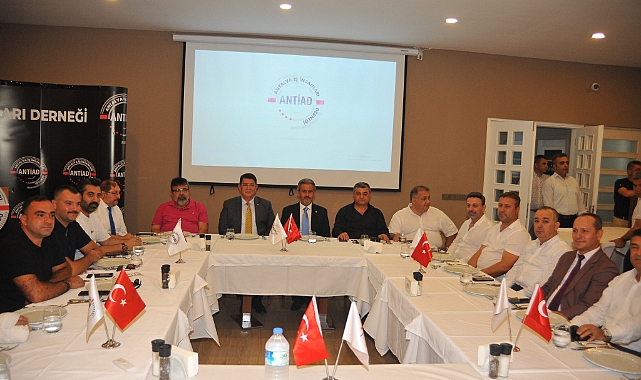 ANTİAD esnaf odalarının başkanları ile buluştu