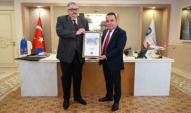 Başkan Böcek: "90 bin Rus konut aldı"