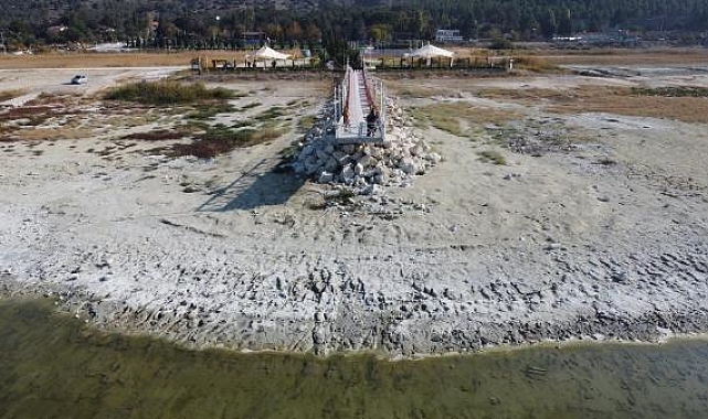 'Burdur Gölü etrafında vahşi sulama olmamalı, vatandaş bilinçlendirilmeli'
