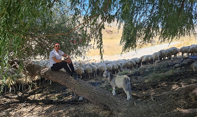 Eski Bakan Selçuk’tan velilere tavsiye