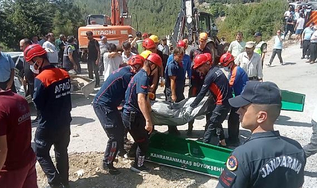 İnanılmaz olay ! Kamyon, cenaze namazına daldı: 5 ölü, 25 yaralı