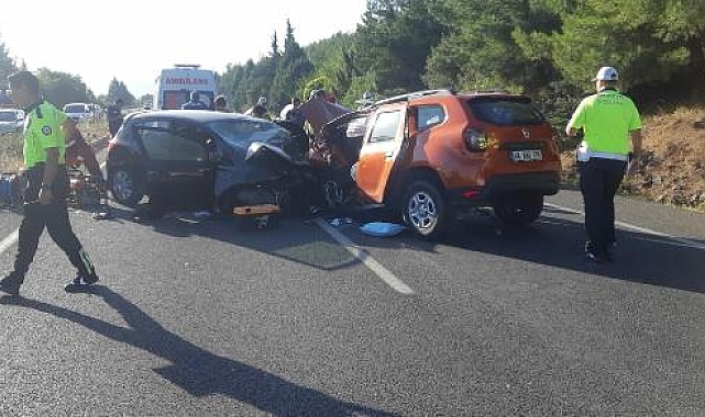 Karşı şeride geçen otomobil, cipe çarptı; 2 ölü, 2 yaralı