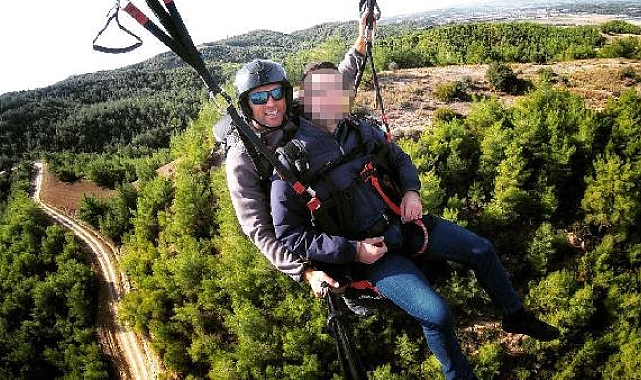Kazada ölen yamaç paraşütü pilotu, memleketi Adana'da toprağa verildi