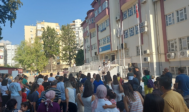 Minikler okulla tanıştı