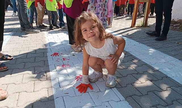 Öğrencilerden "Trafikte ben de varım" etkinliği