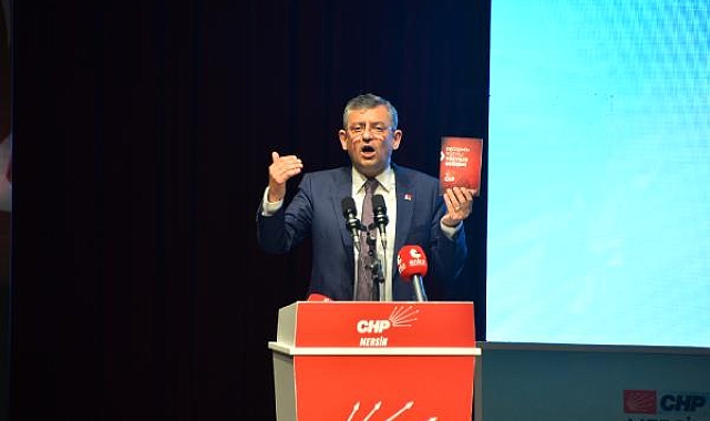 Özgür Özel: Partinin kalitesinden kaybettirecek her tartışmadan uzak durmalıyız