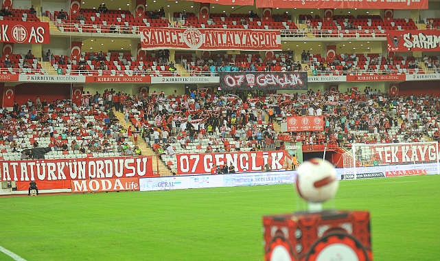 Stadyum zemini iyi gözüktü