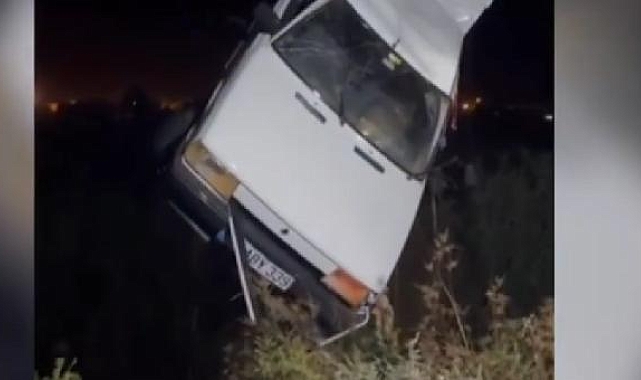 Sulama kanalına devrilen otomobilde ölen anne ve 2 çocuğu toprağa verildi