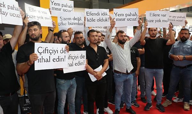 Tarım fuarı açılışında çiftçilerden 'maliyet' protestosu