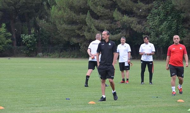 Tuncay Şanlı yeşil sahalarda