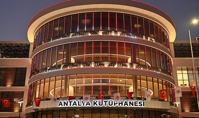 Akdeniz'in en büyük kütüphanesi hizmete girdi