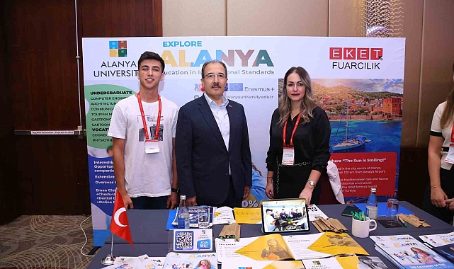 Alanya Üniversitesi, Türk Üniversiteleri Eğitim Fuarı'na katıldı