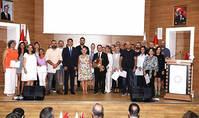 ALKÜ Rektörü Türkdoğan, 60+ Tazelenme Üniversitesinin ilk dersinde ilk yardımın önemini anlattı