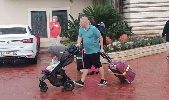 Antalya'da 5 yıldızlı otelde korkutan yangın