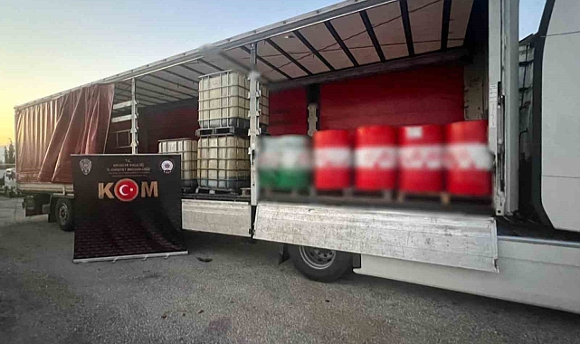 Antalya'da kaçak tütün ve elektronik eşya satan 6 şüpheli yakalandı