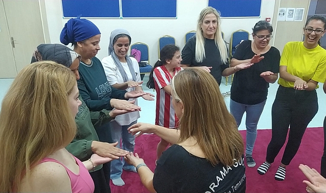 DRAMAYLA YENİ HAYATA UYUM SAĞLA