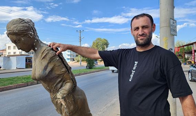 Festivalin simgesi 'Venüs', hurdacıdan alınıp yol kenarına süs yapıldı