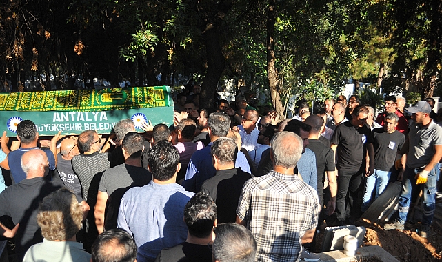 İbrahim Bahar Andızlı mezarlığa defnedildi