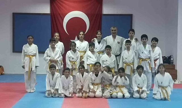 Kemer Belediyesi karate takımından 7 madalya