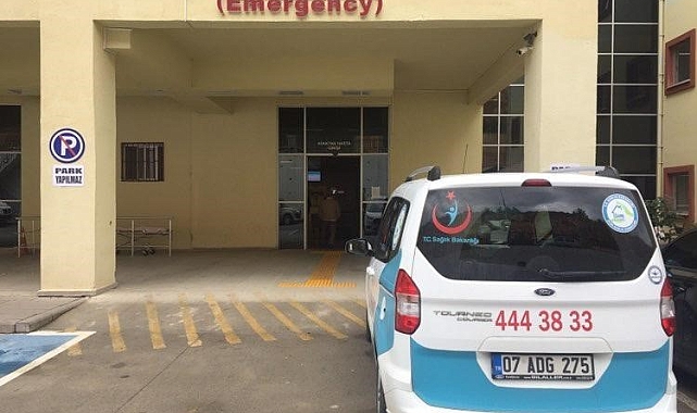 Macaristanlı sanatçı yanlışlıkla tiner içti