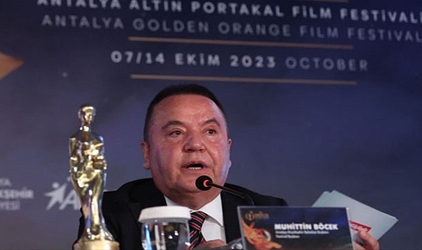 Muhittin Böcek: aynen iade ediyorum