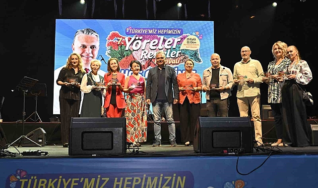 Muratpaşa'nın, Yöreler Renkler Festivali sona erdi