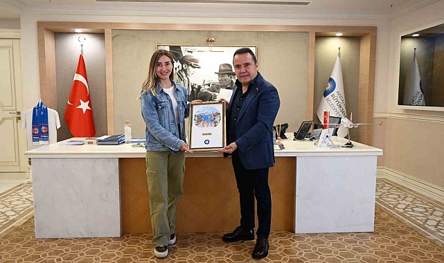 Şahika Ercümen: "Cumhuriyetimizin 100. yılını Antalya'da bir dalışla kutlamak çok kıymetli"