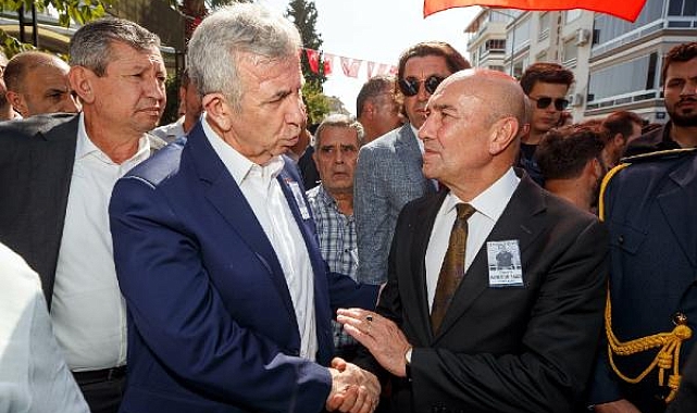 Yangına müdahale ederken yaşamını yitiren itfaiyeci, toprağa verildi