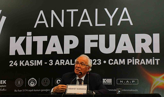 13. Antalya Kitap Fuarı'nda yerel yazarlar kitaplarını tanıtıyor