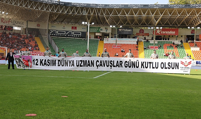 Alanyaspor’dan anlamlı pankart
