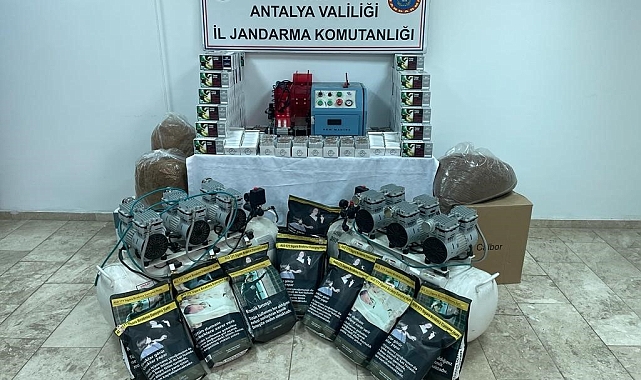 Antalya'da kaçak sigara imalatına jandarma baskını