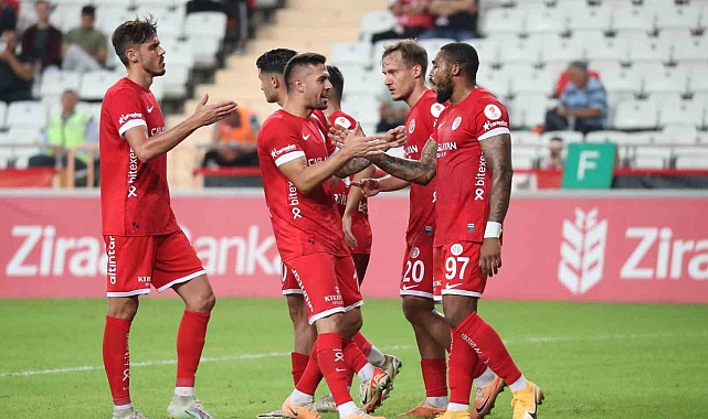 Antalyaspor kupada 4. tura yükseldi