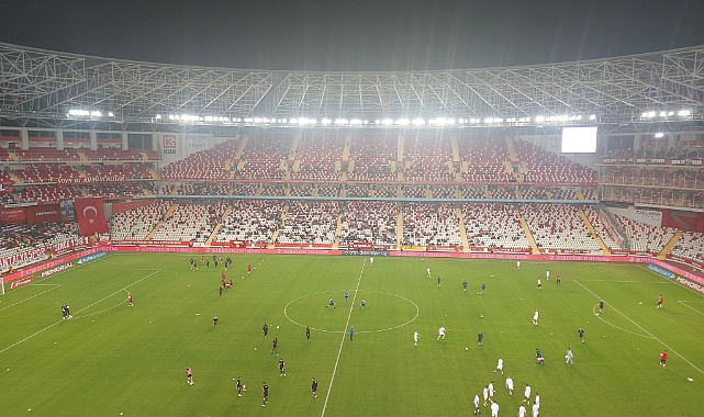 Antalyaspor ısınmaya başladı