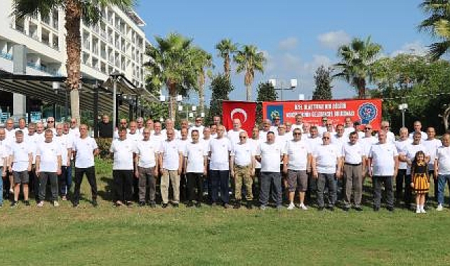 Asker arkadaşları 37 yıl sonra içtimaya çıktı