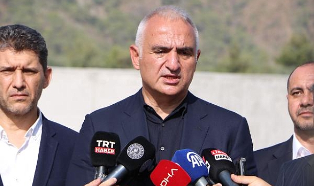 Bakan Ersoy: 2023'te Antalya'ya rekor sayıda turist girişi sağlanacak