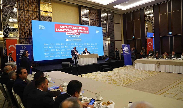 Başkan Böcek:&quot;Su tarife indirimiyle esnafa yıllık 275 milyonluk destek sağladık&quot;