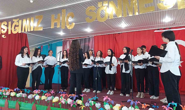 Bozyazı'da Öğretmenler Günü çeşitli etkinliklerle kutlandı