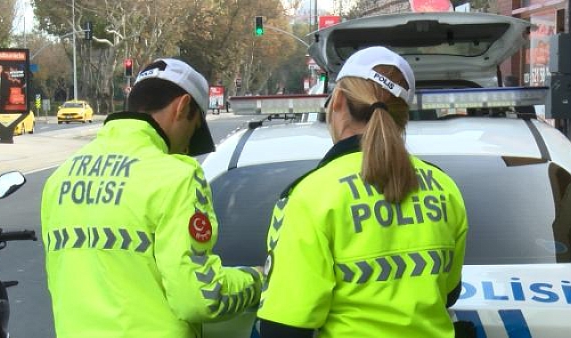 Dron destekli kırmızı ışık denetimi