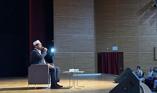 &quot;Filistin ve Biz&quot; konulu konferansta soykırıma dikkat çekildi